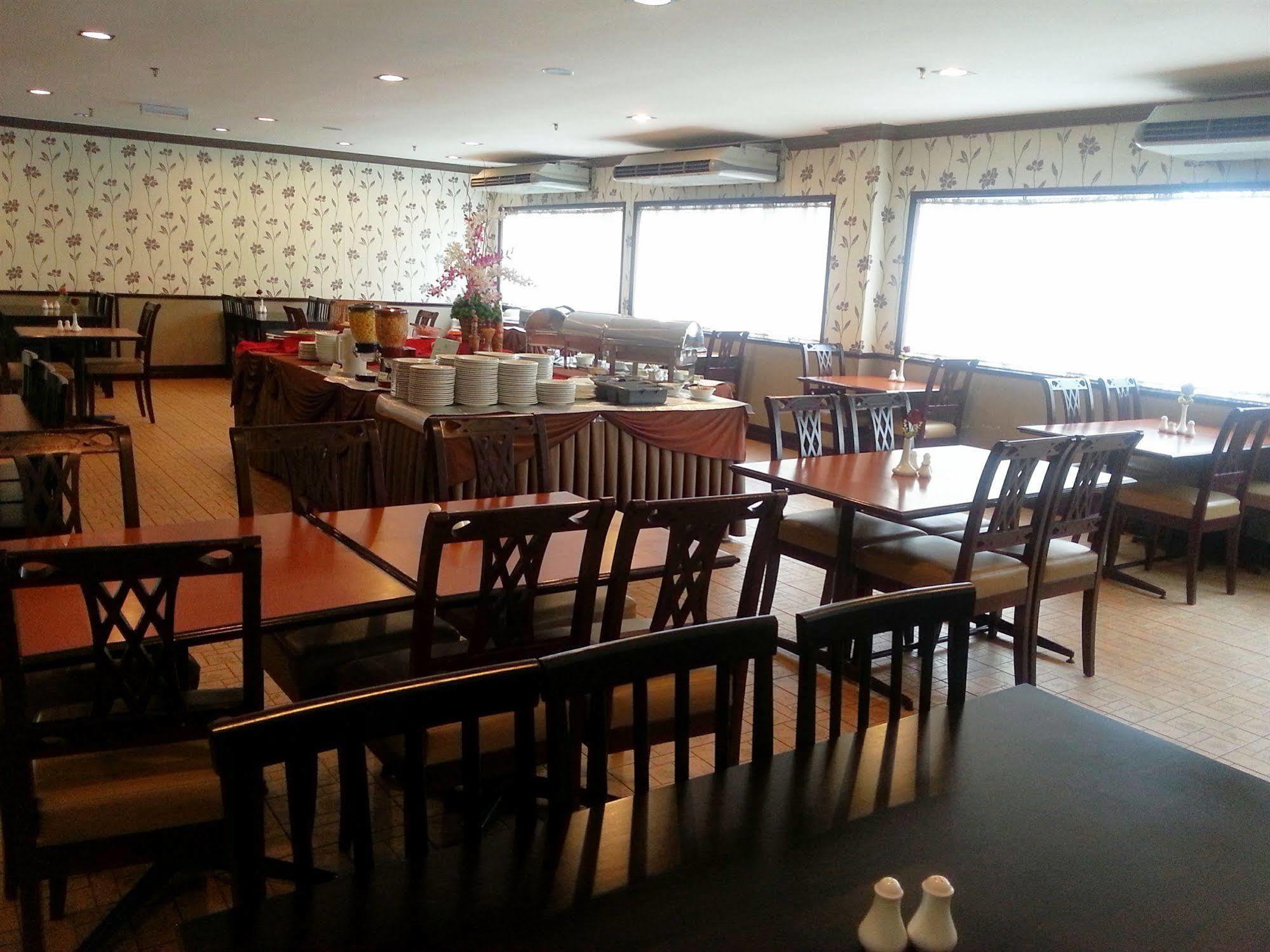 ホテル ミモザ Malacca エクステリア 写真